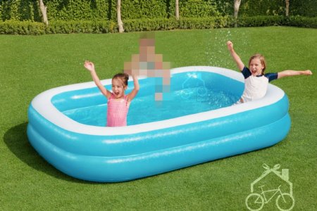 مسبح المستطيل العائلي 🤽‍♂️